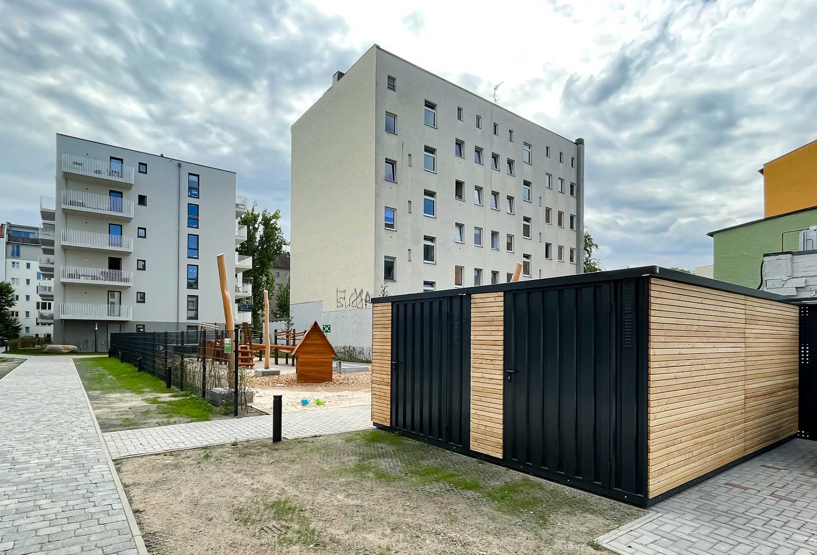 Gardenboxx mit Holzlattung